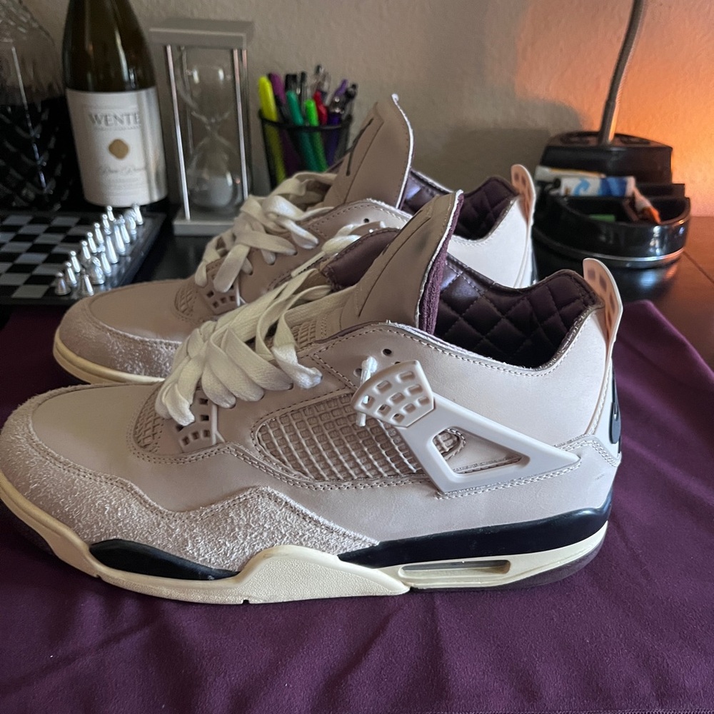 Air Jordan Athletic Shoes in Cream and Black
Selling bundle price